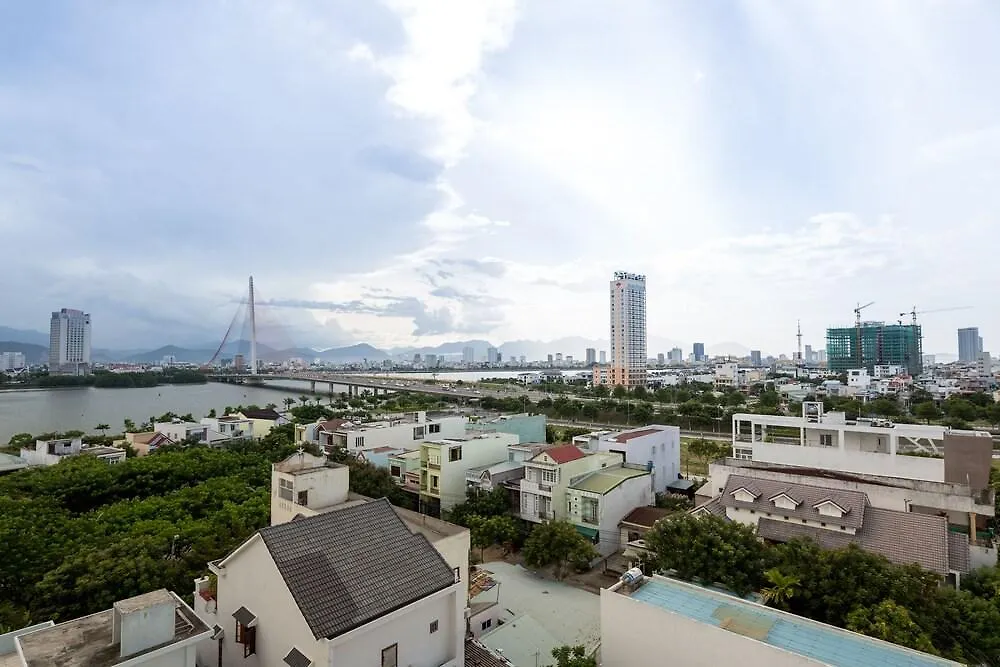 Cali Night Hotel Da Nang 2*,  Vietnam