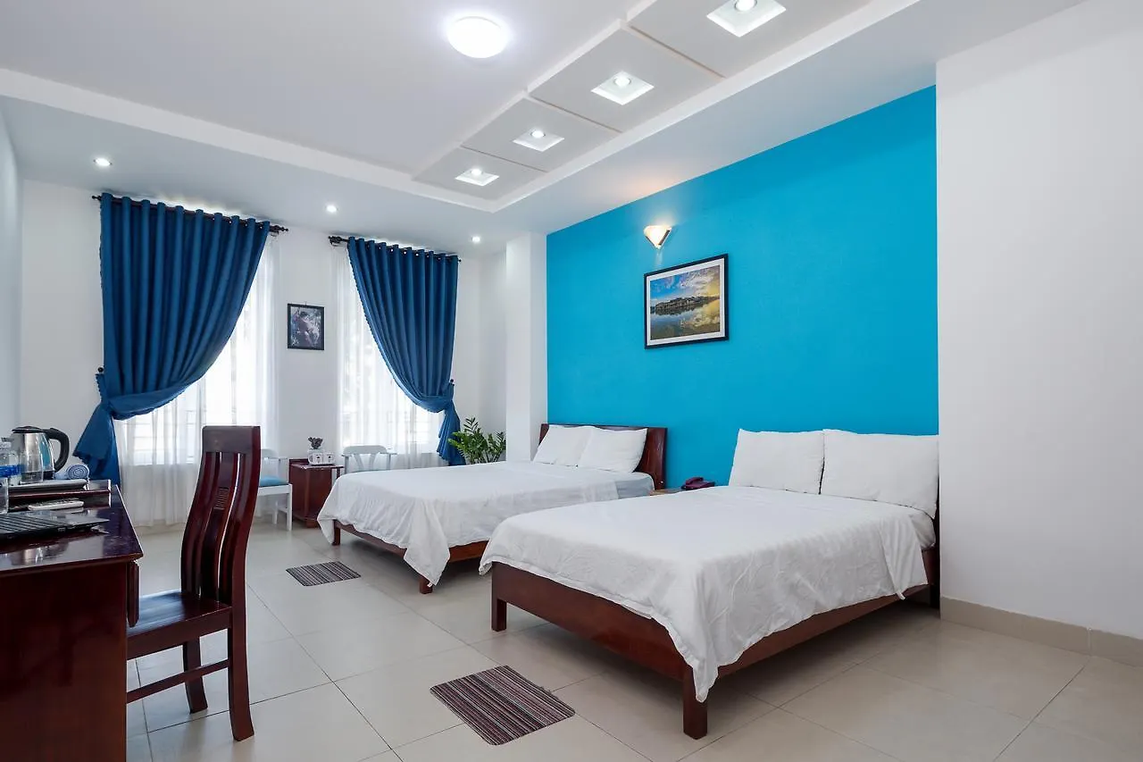 **  Cali Night Hotel Da Nang Vietnam