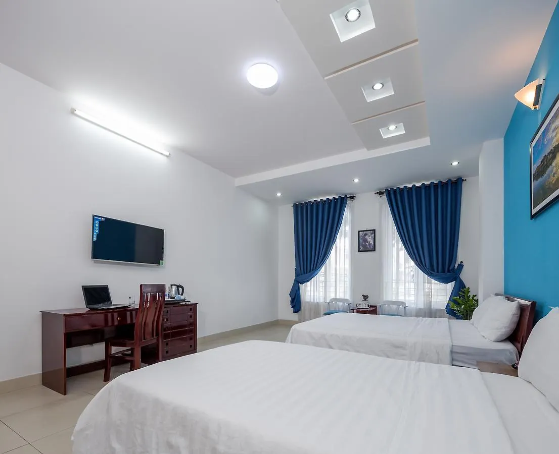 Cali Night Hotel Da Nang
