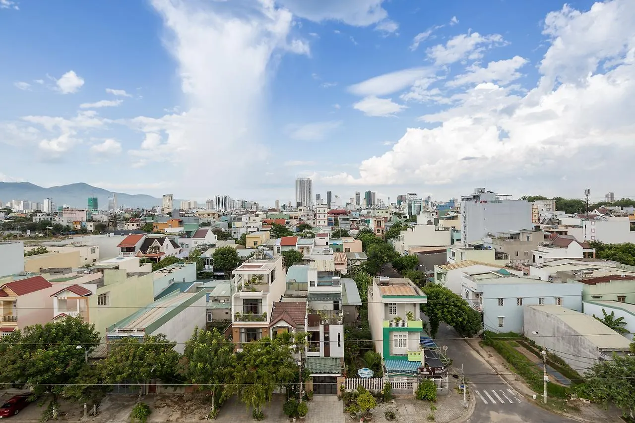 Cali Night Hotel Da Nang