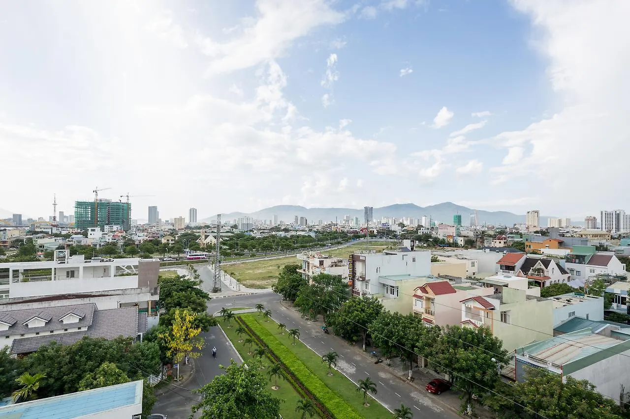 Cali Night Hotel Da Nang