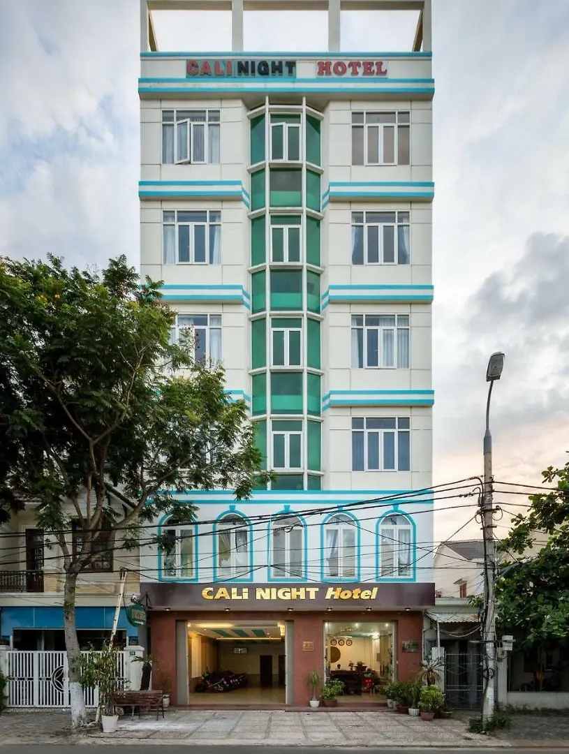 Cali Night Hotel Da Nang Vietnam